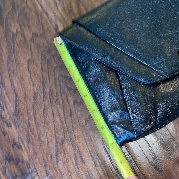 Elliott Lucca black clutch purse shoulder bag interior zipper pocket 11”x7”​ - Picture 9 of 14